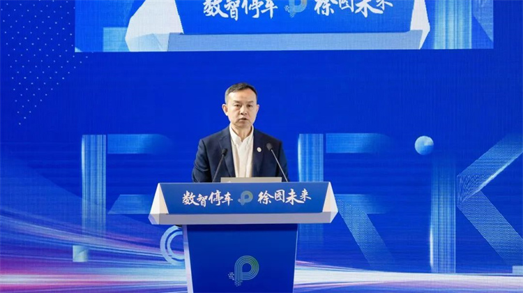 李.jpg